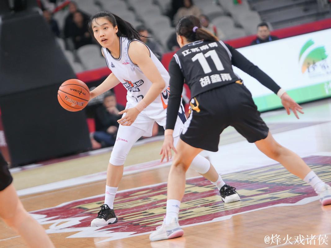 媒体人社媒发文回顾今日WCBA：大连女篮继续全胜表现